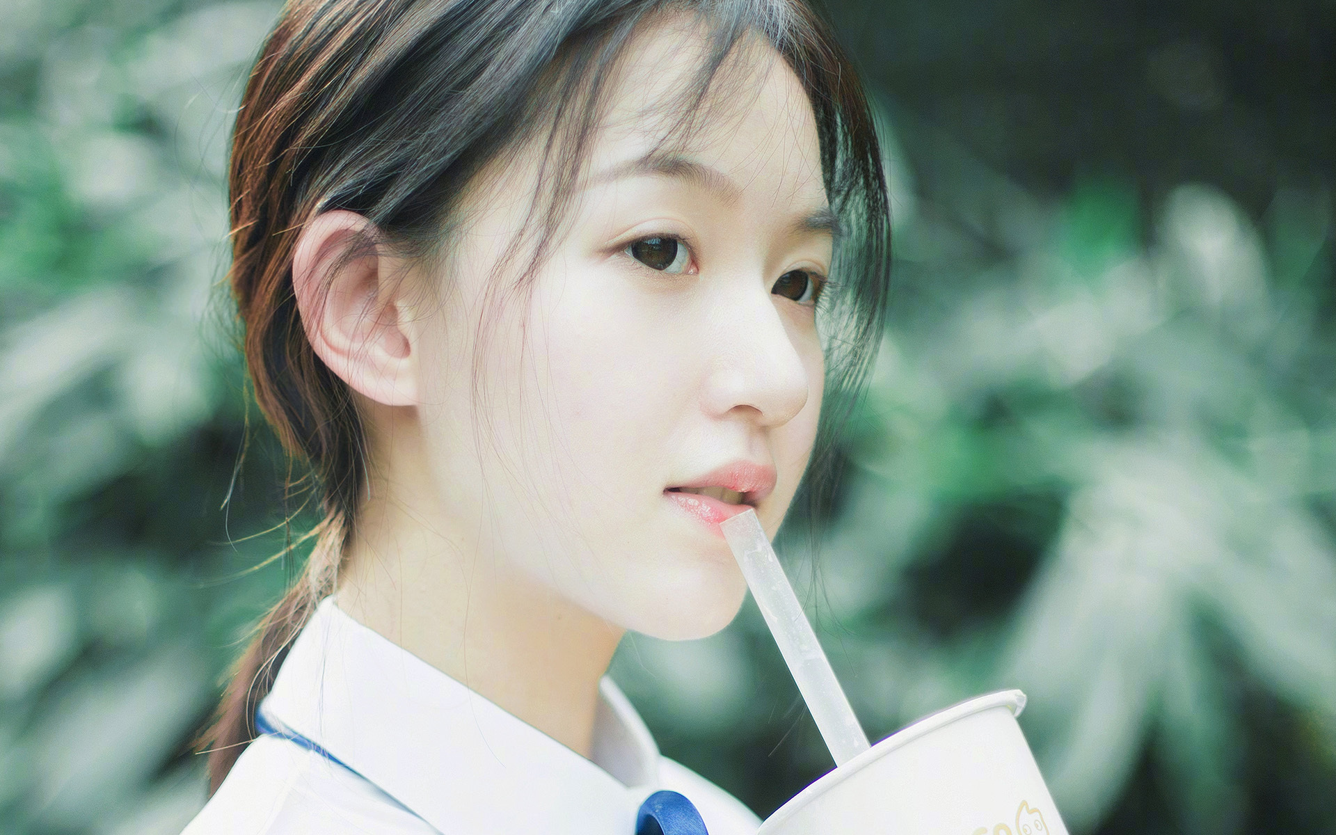 AIYOUXI.COM-詹姆斯稳定输出湖人赢下焦点战，湖人詹姆斯打什么位置