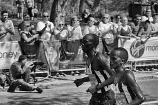 爱游戏 电竞-乌干达女篮在非洲锦标赛中奋战到底，期待奥运突破，乌干达vs南非