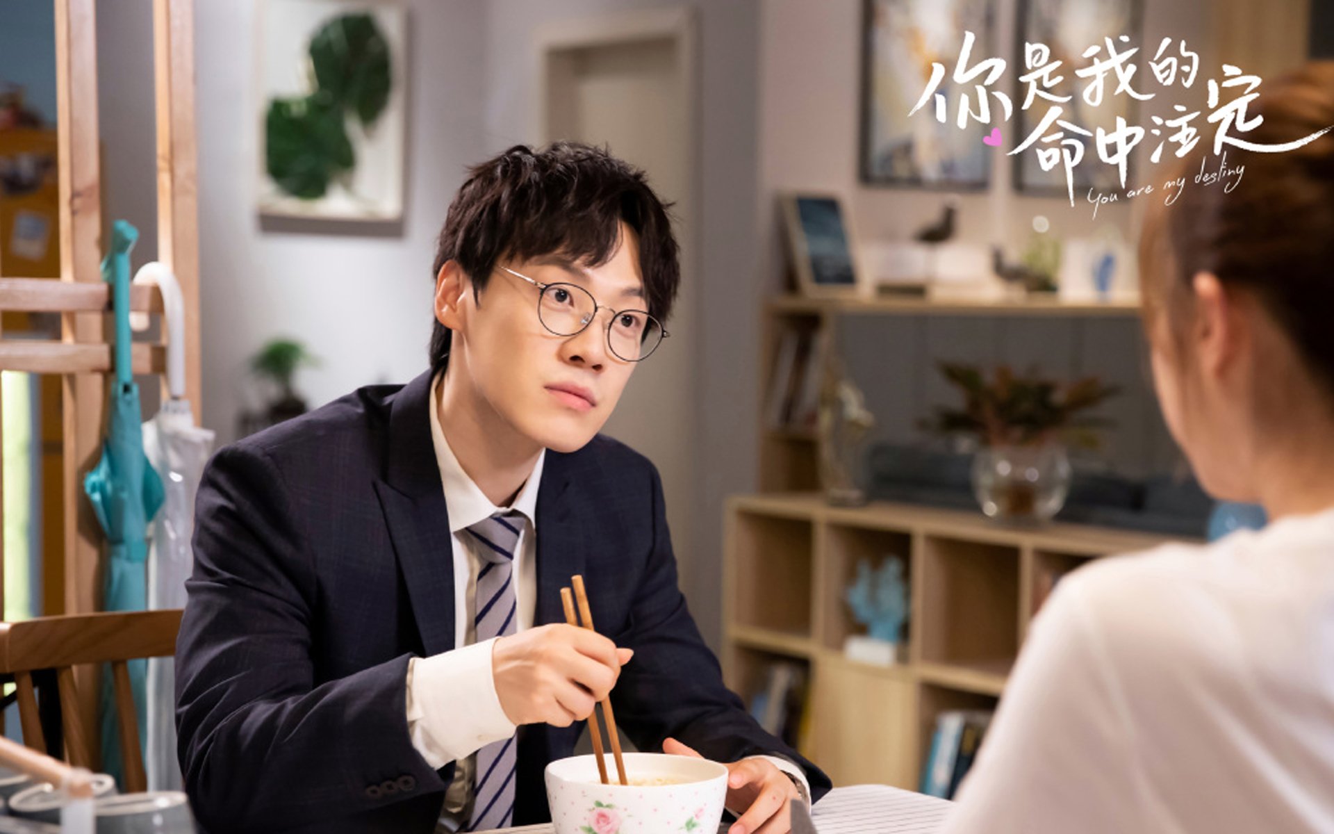 绿色可再生材料逐渐替代传统建材，引领足球场馆绿色转型，绿色再生资源回收是什么意思